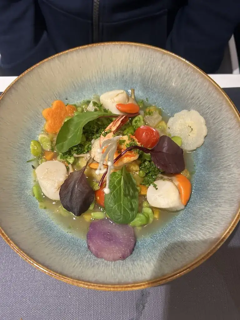 georgina desler_La Paillotte_Dunkerque_review