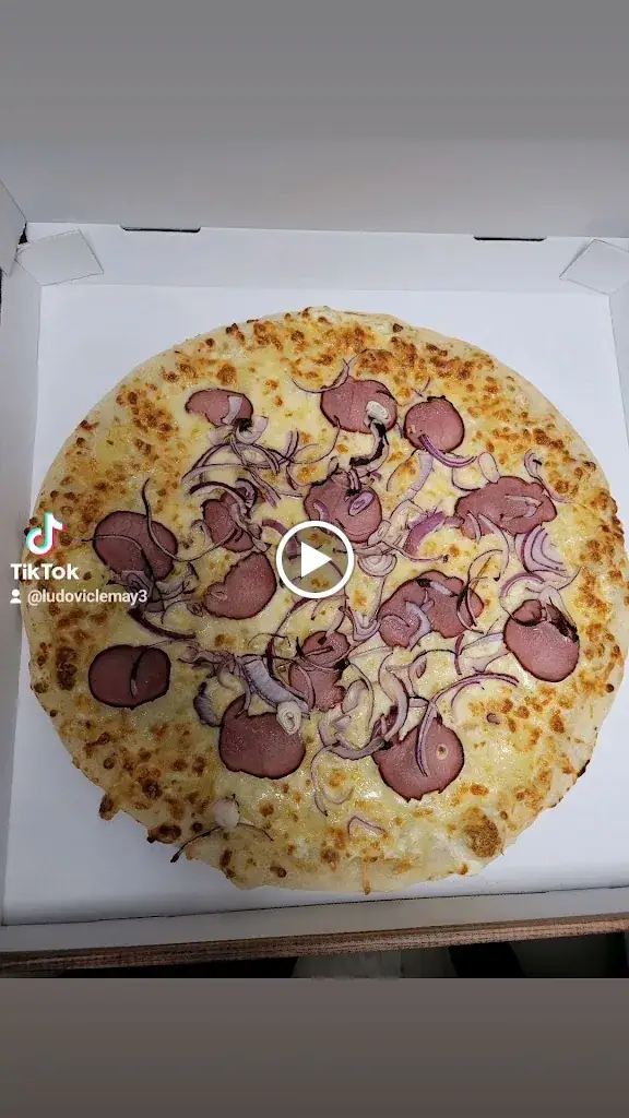 A LA 4 SAISONS PIZZERIA_Cuincy_slider_image_2