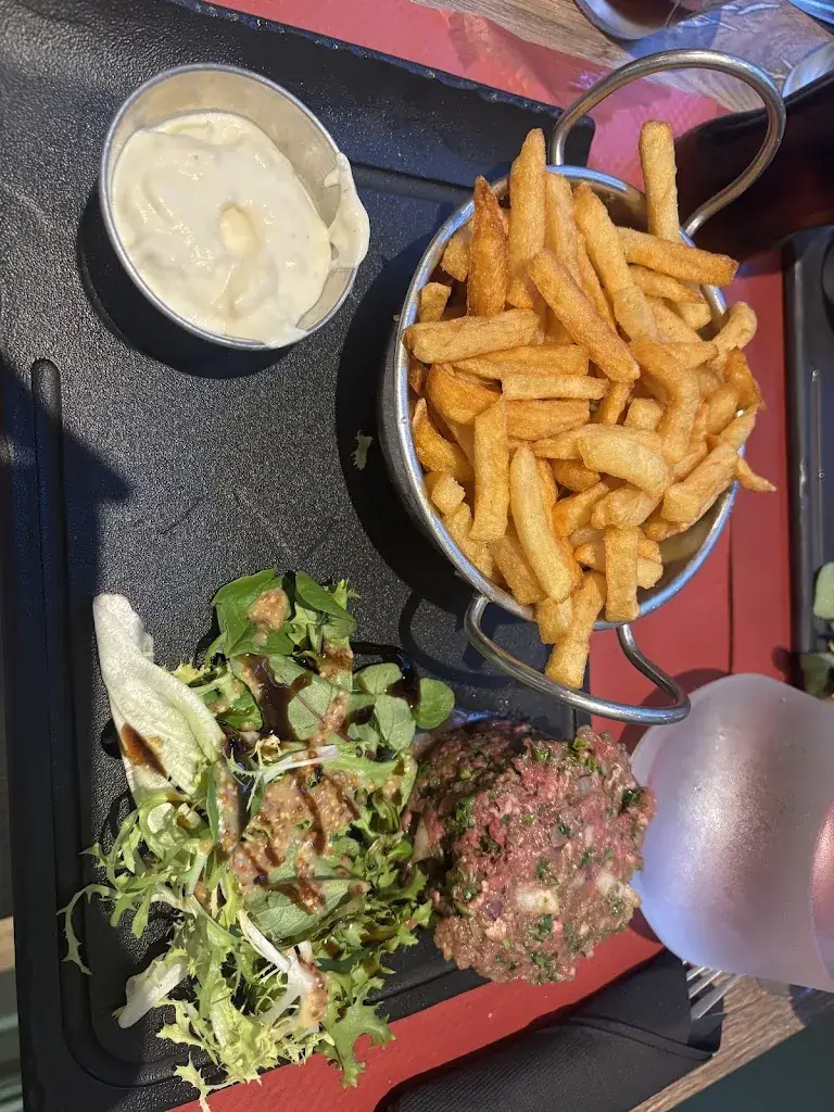 Marion GILLES_El Churrasco_Douai_reseña