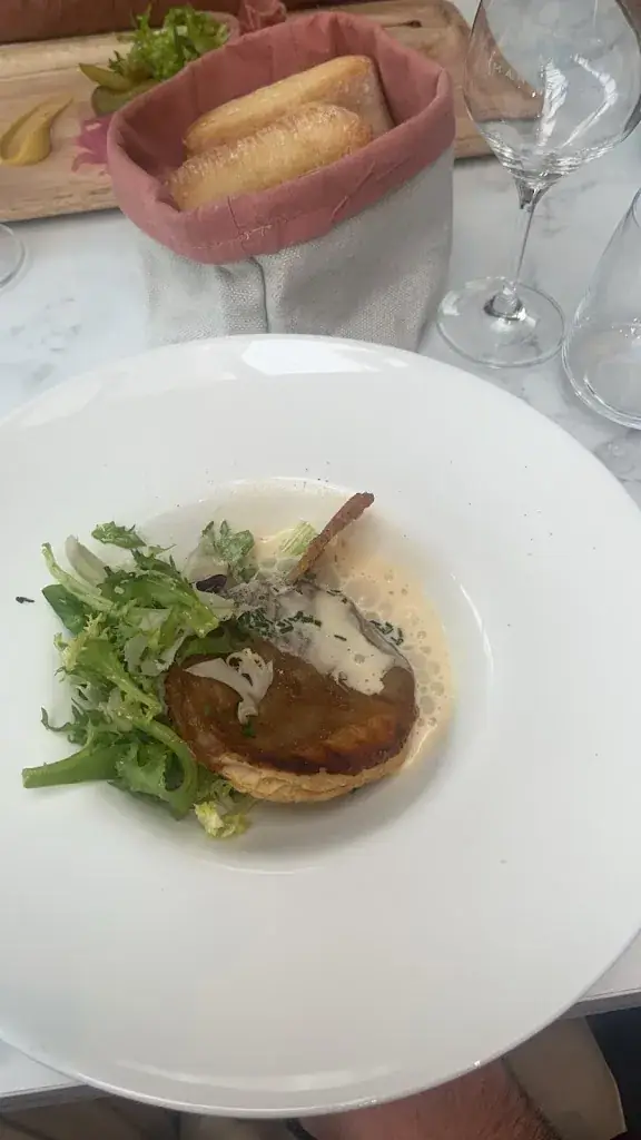 Clement Descamps_RESTAURANT LA BERGERIE_Lambres-lez-Douai_review