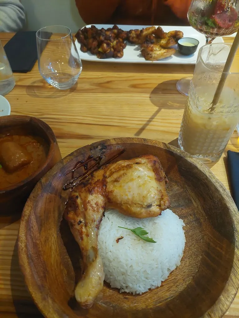 Samira oft_Waris Restaurant_Loos_review