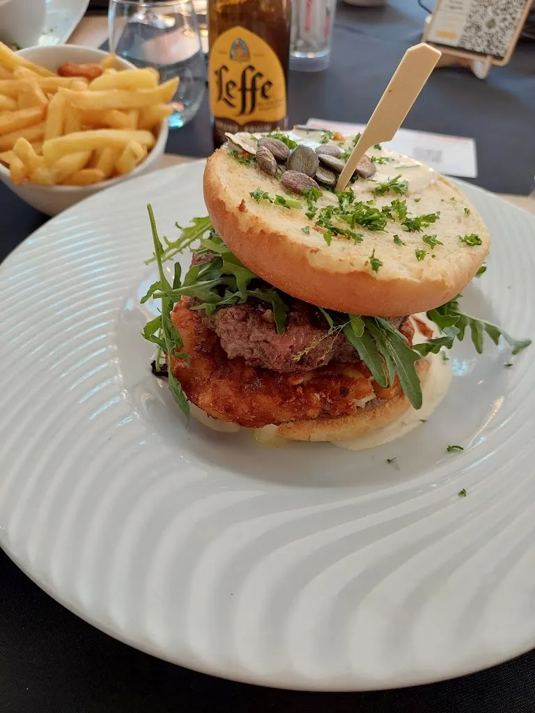 Teodor Stelian_L'ardoise_Lens_review