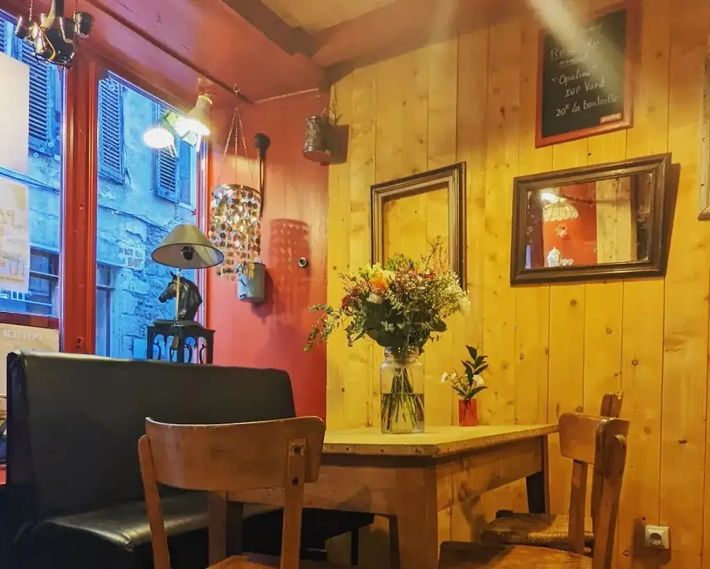 Le Crapaud Exquis restaurant in Craponne-sur-Arzon