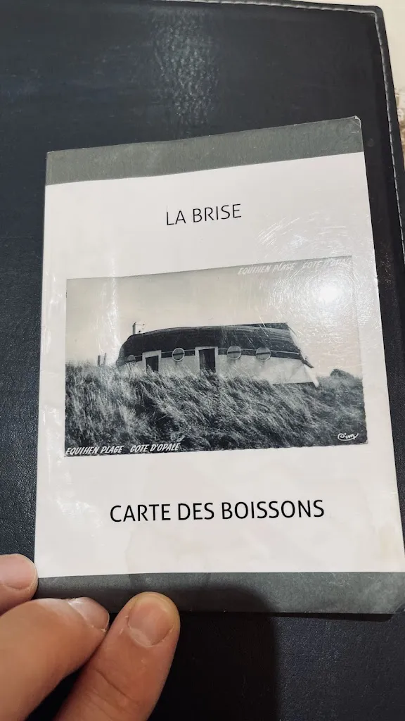 Frank Vvk_La Brise_Équihen-Plage_review