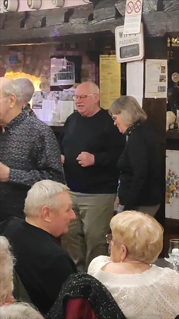 Pascal Poulain_LA GUINGUETTE_Tilques_review