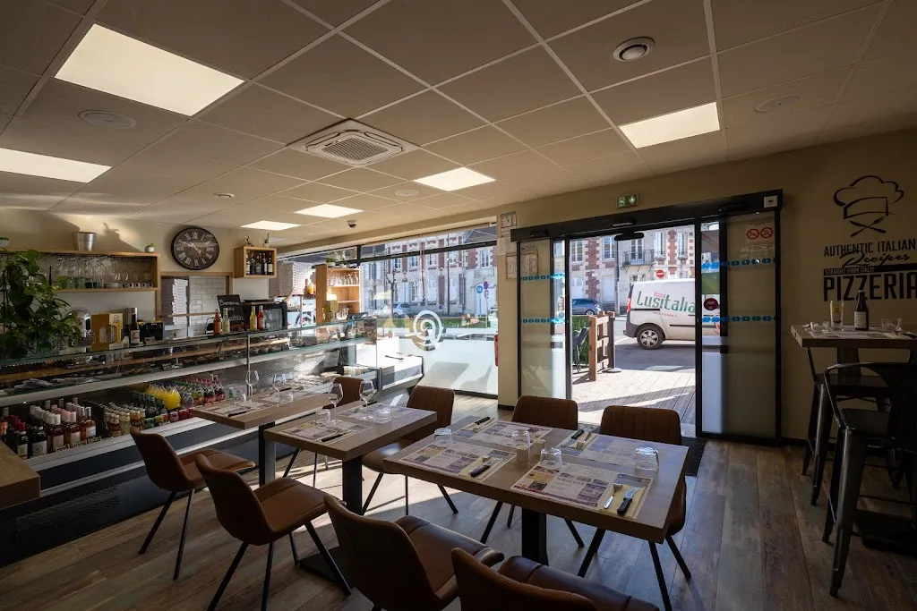 Lusitalia Estrées Saint Denis_Estrées-Saint-Denis_slider_image_3