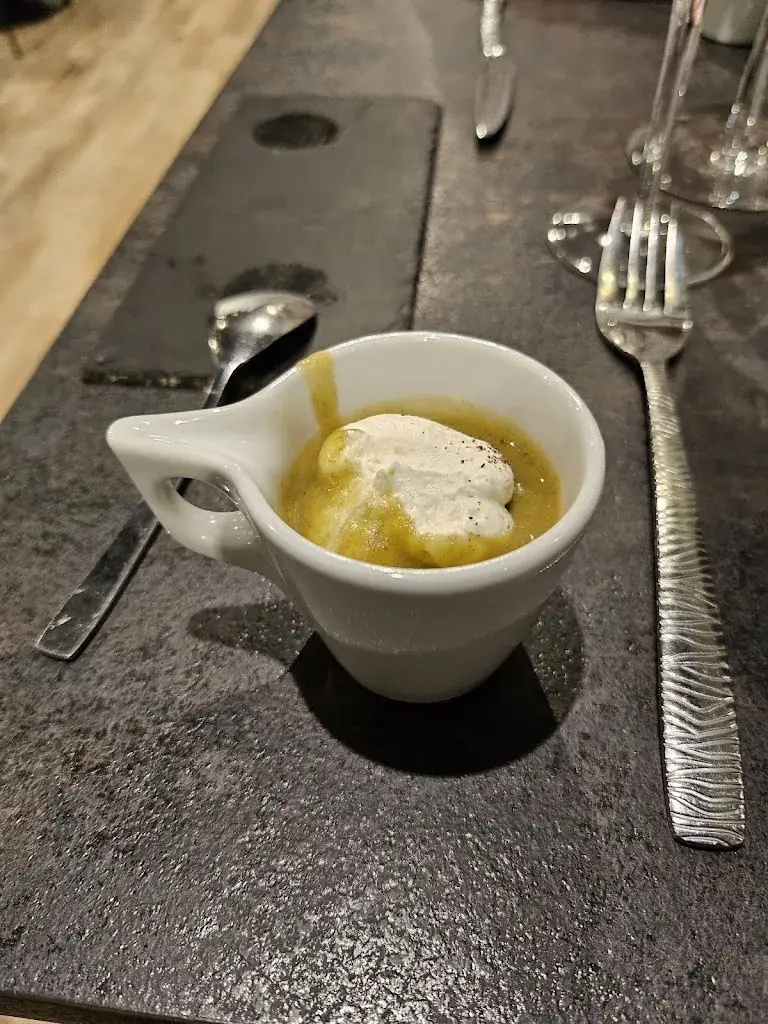 Sylvie GAMBIER_La Suite by Marie et Ced_Estrée_review