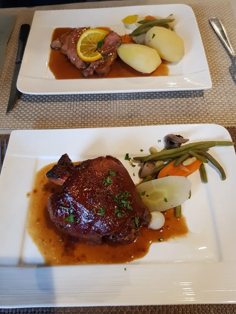 christine luchie _Au Bon Coin_Esquelbecq_review