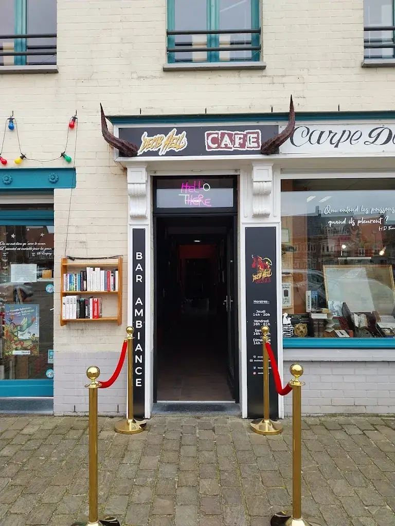 DECIB'HELL' CAFE_Esquelbecq_slider_image_3