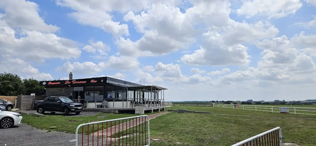 Marie-Hélène S_La Terrasse_Roupy_review