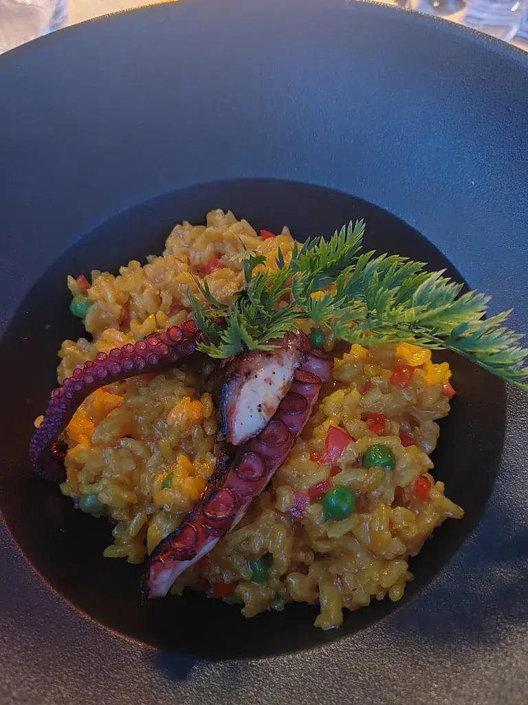 Menu_La table Ernesto_Cranves-Sales_image_8