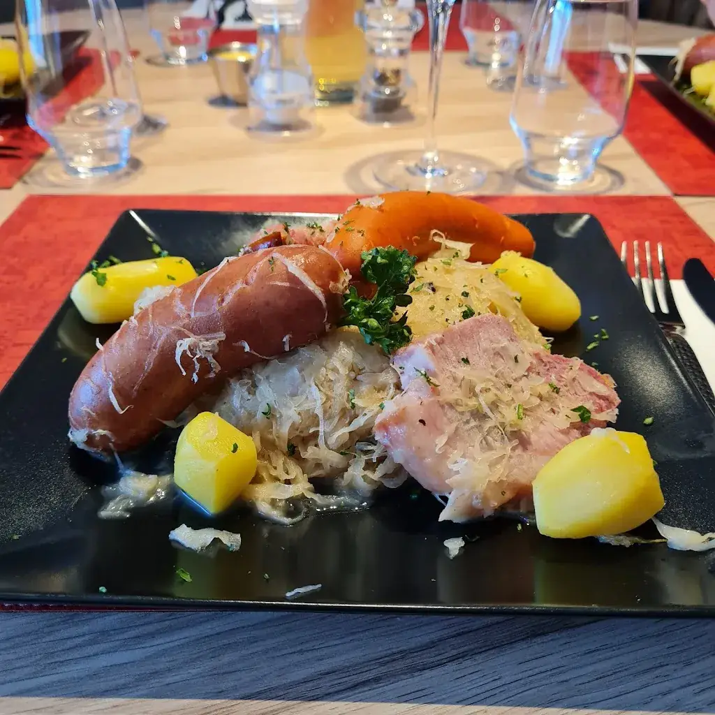 Aux Deux Couleurs_Vieux-Condé_slider_image_3