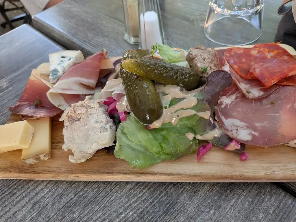 Loic Buvat_Relais De Faumont_Faumont_review