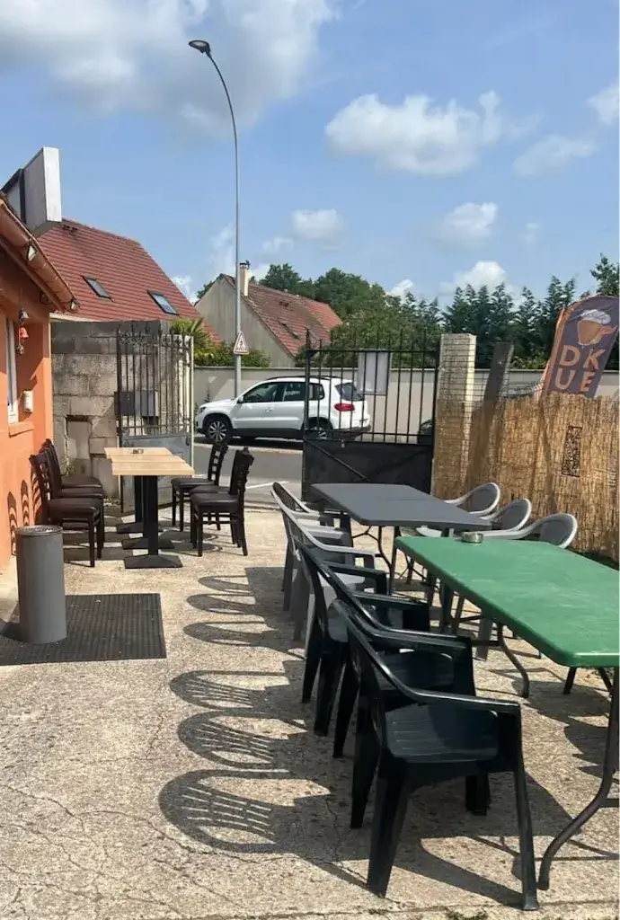 Dunya Kebab FRITE MAISON congé annuel_Estrées-Saint-Denis_slider_image_1