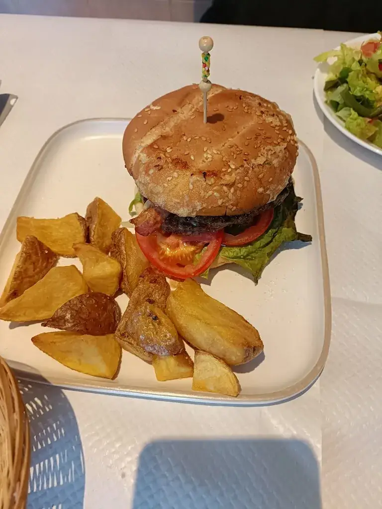 La p'tite pause ristorante a Cranves-Sales