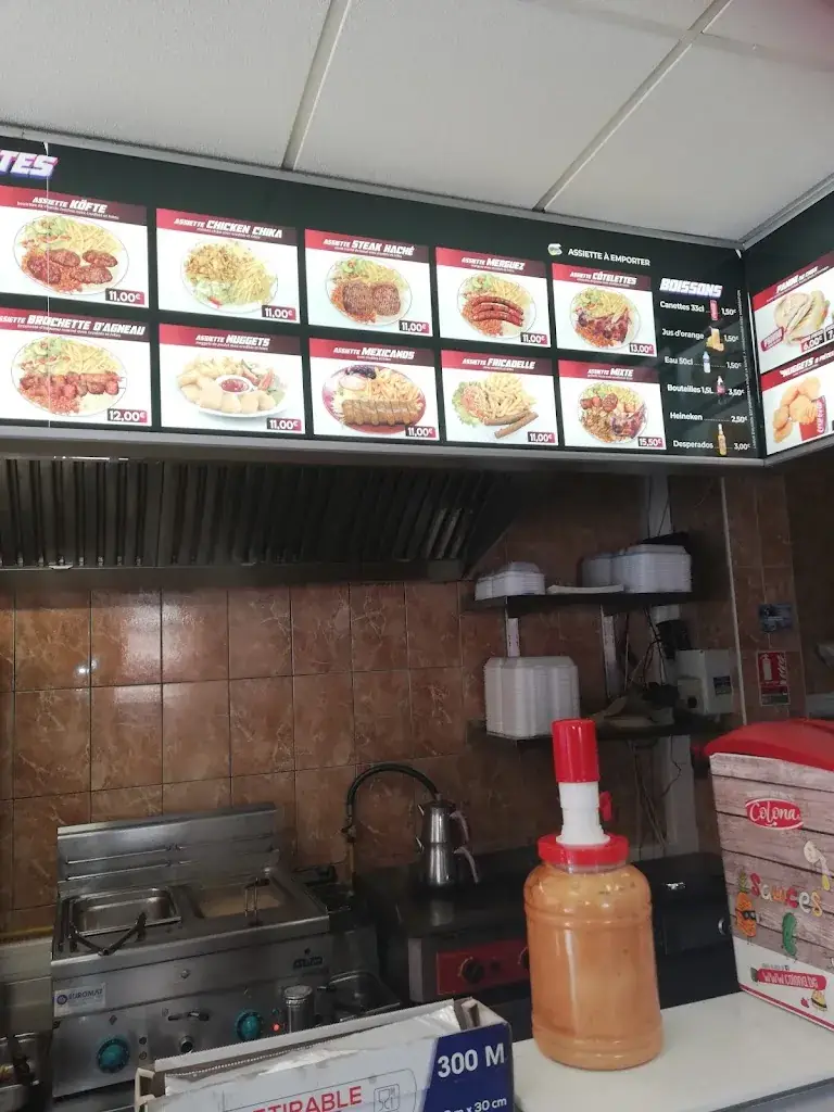 FLAVY KEBAB_Flavy-le-Martel_slider_image_3