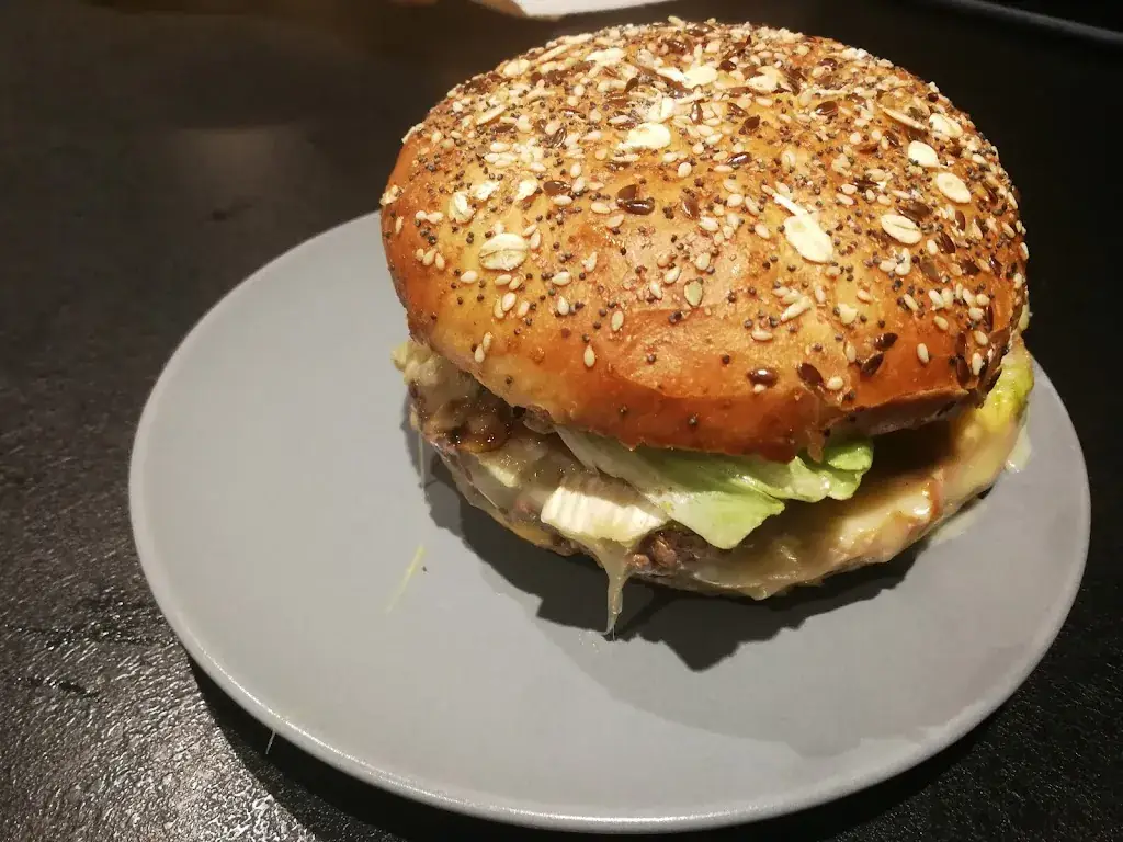 Erwann Hulot_Café de la Mairie_Féchain_review