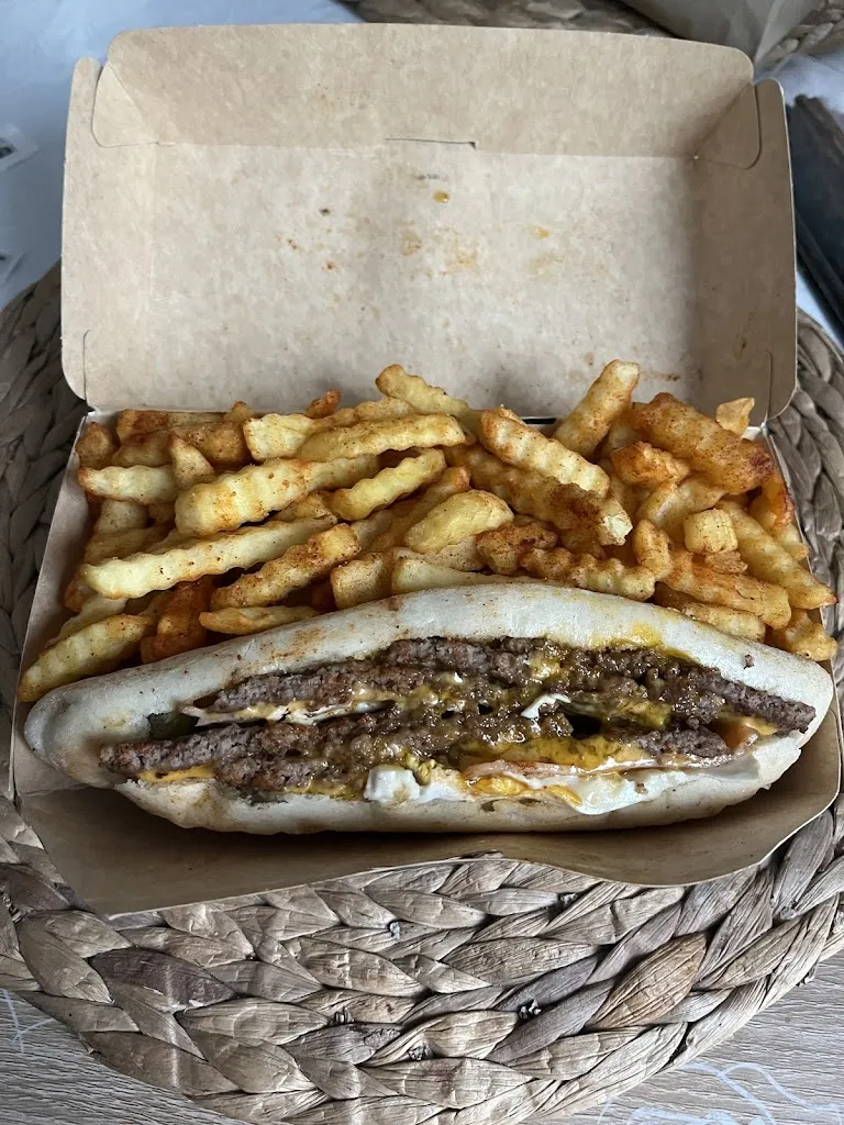 Lucas Calion_O'fournno_Fleurines_review