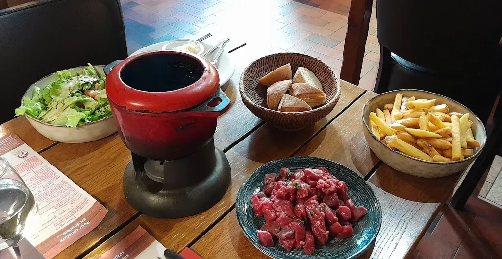 Au Feu de Bois_Coublevie_slider_image_3