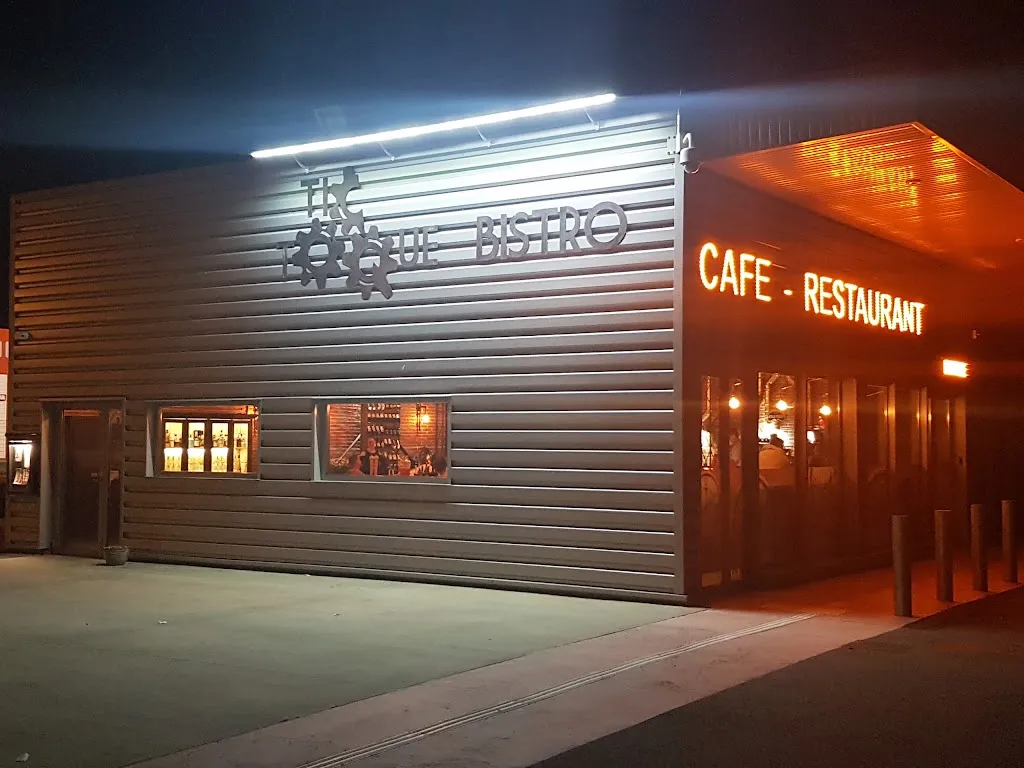 TIC TOQUE BISTRO_Aigueperse_slider_image_1