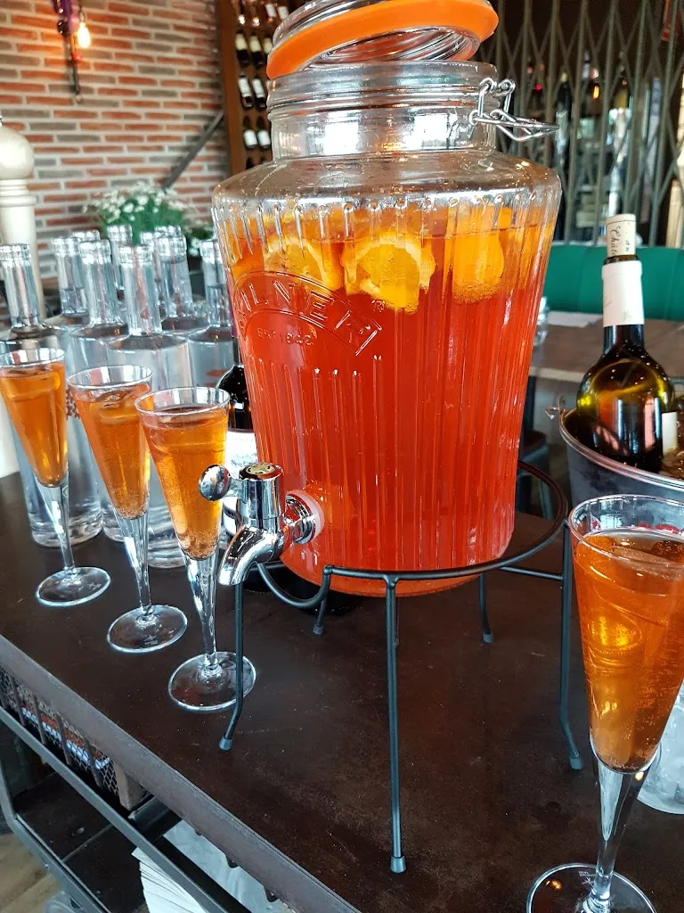 TIC TOQUE BISTRO_Aigueperse_slider_image_2