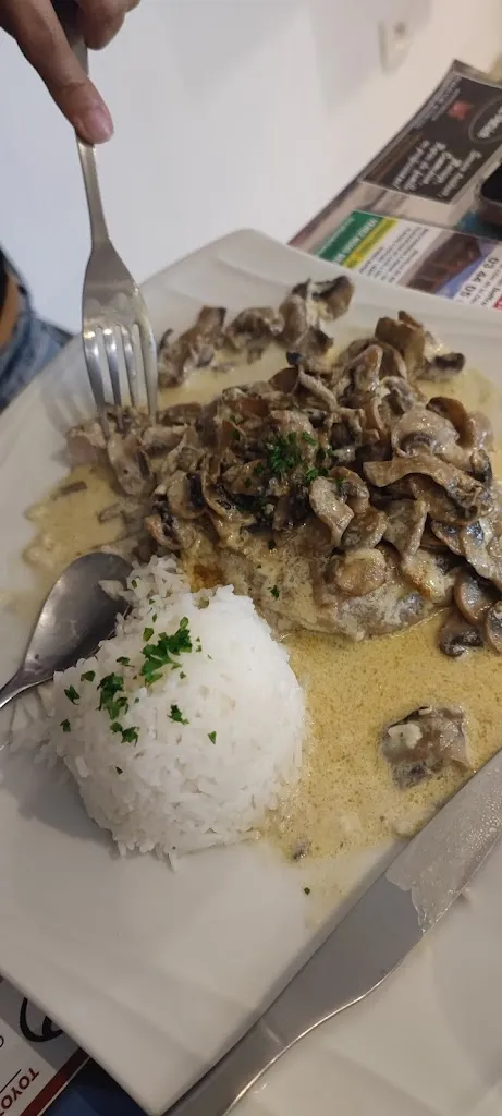 Neil Sisson_La Marcelle - Restaurant_Goincourt_review