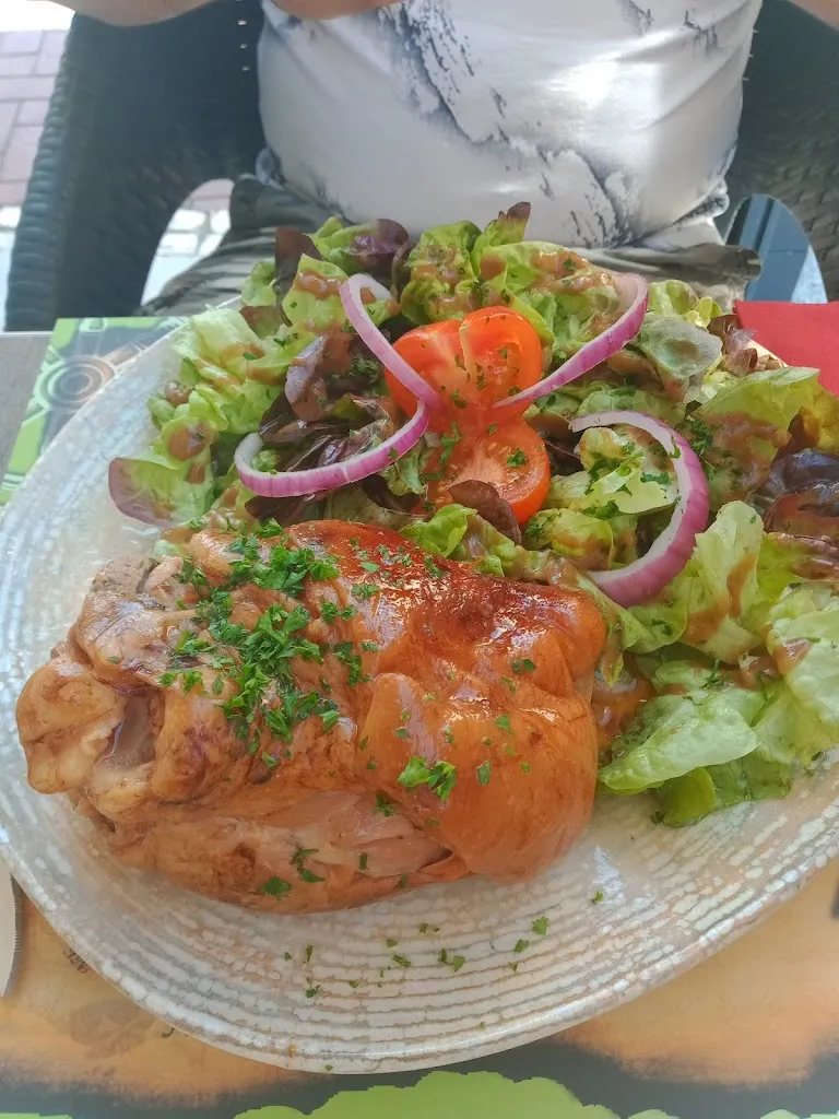 Rose Issiwun_L'IlôTrésors_Fort-Mahon-Plage_review