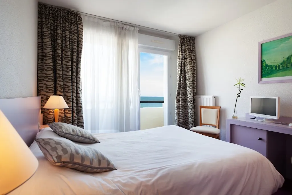 Hôtel de la Terrasse_Fort-Mahon-Plage_slider_image_3