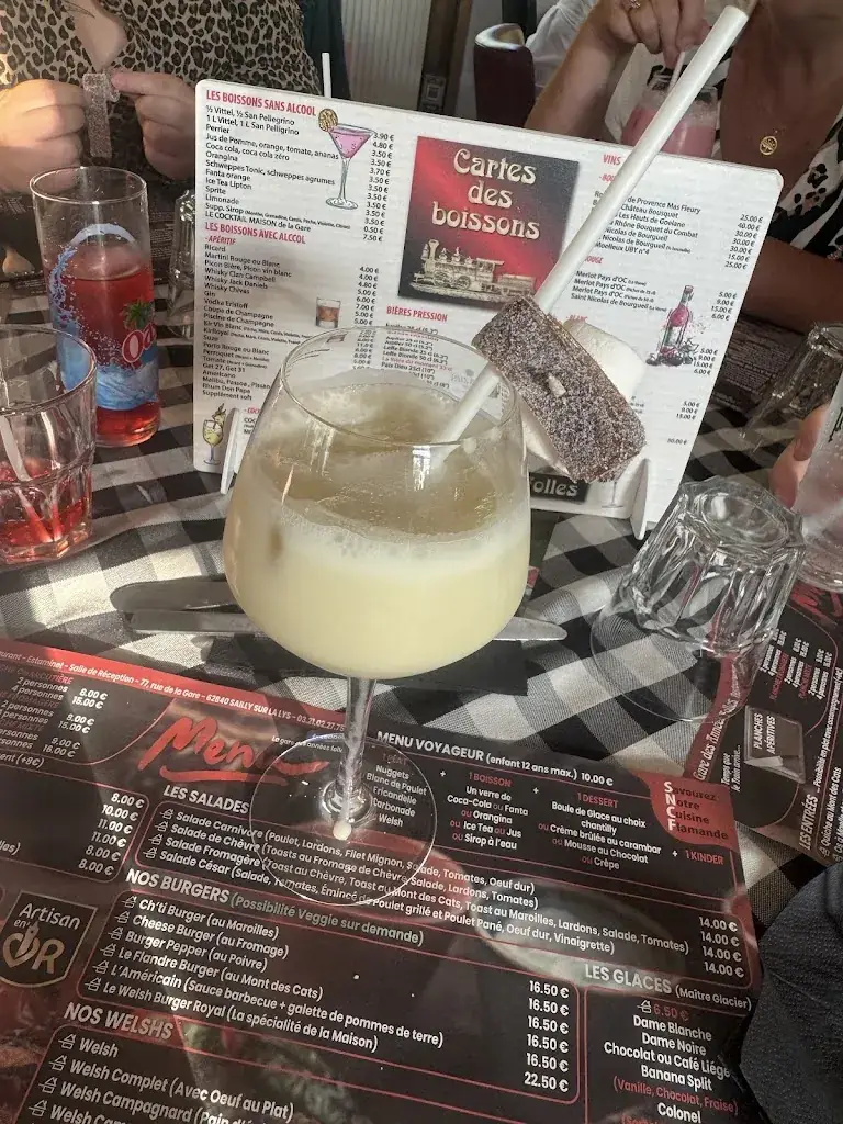 Genevriez Adeline_La Gare des Années Folles_Sailly-sur-la-Lys_recensione