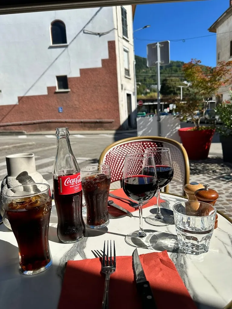 Corinne P_Brasserie Restaurant L'ENTRACTE_Voiron_review