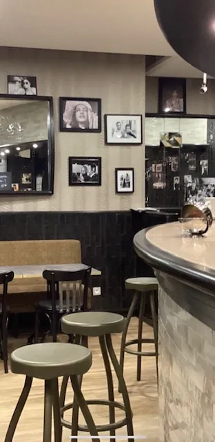 Brasserie Restaurant L'ENTRACTE_Voiron_slider_image_1