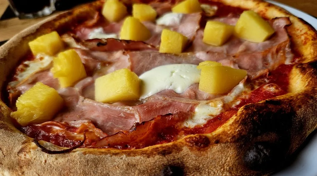 MALLE POSTE_L'Autentica_Laventie_review