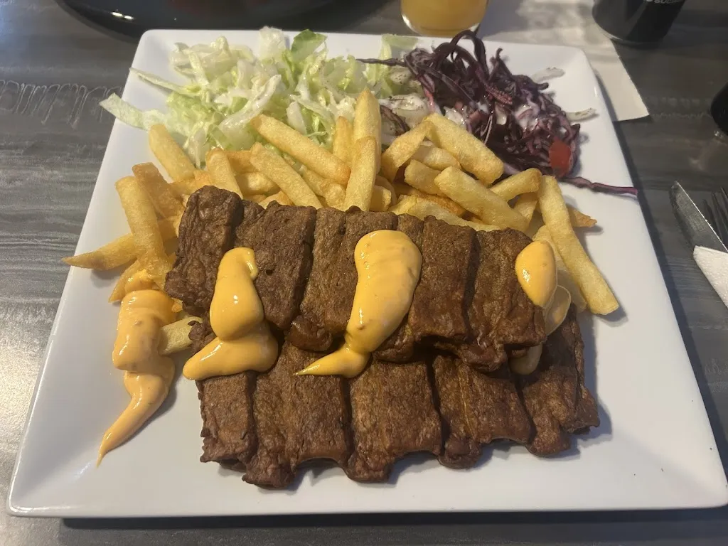 Arthur GORMI_istanbuLestrem café&kébab_Lestrem_review