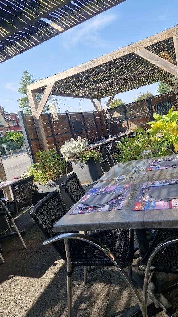 Laly Del_Le Cocteau_Saint-Quentin_recensione