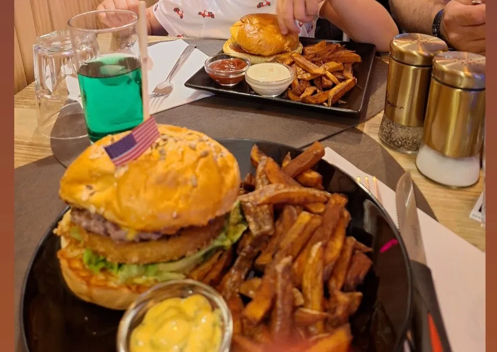 Kevser Erdem_Signature de Bône_Voiron_review