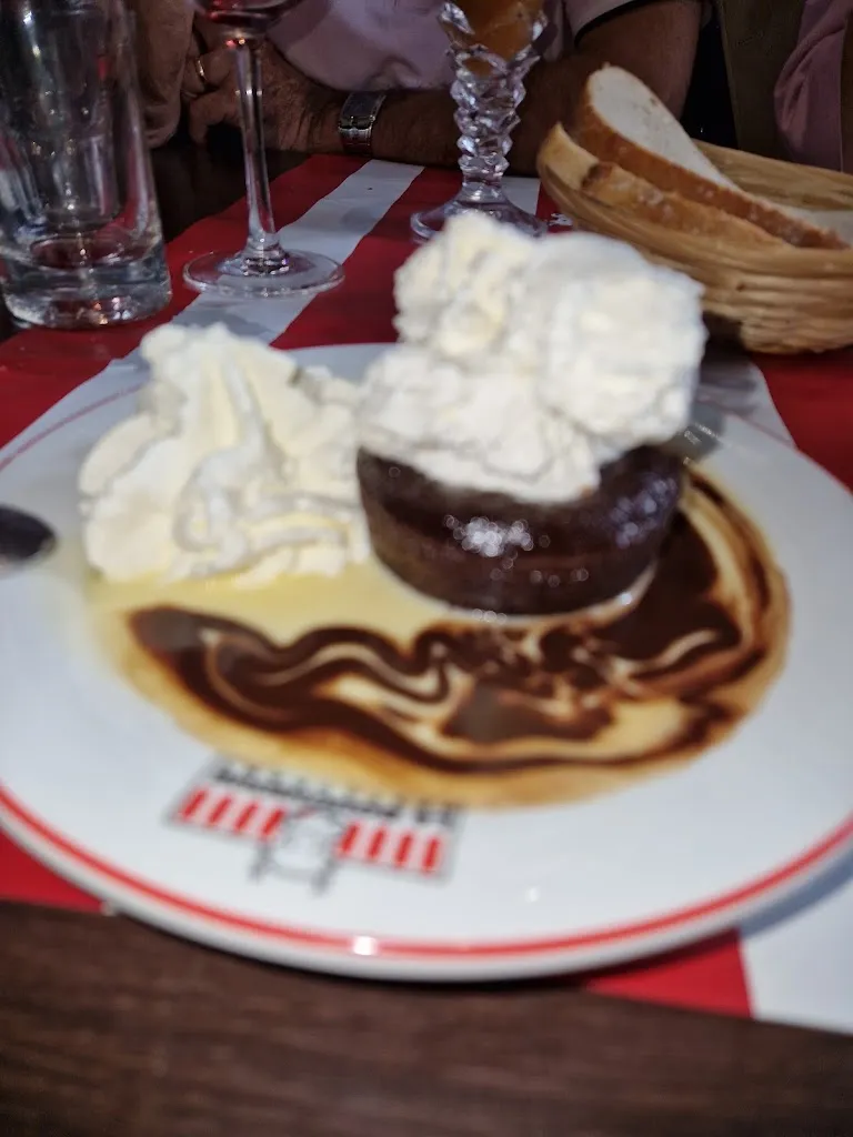 Yveris_Gauchy_slider_image_3