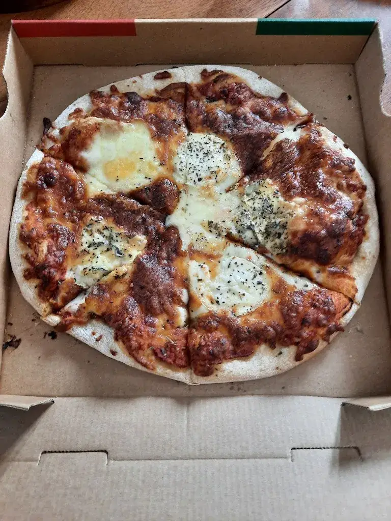 Anne Marie_Bonjourno Pizza_Gauchy_review