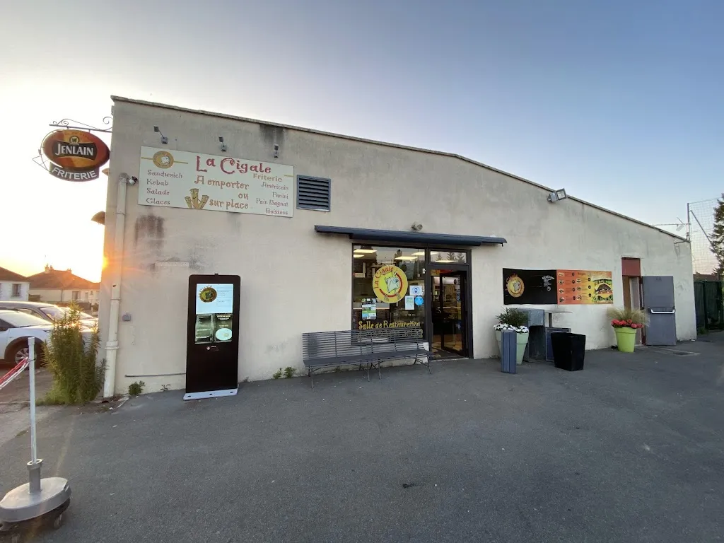 La Cigale_Gauchy_slider_image_3