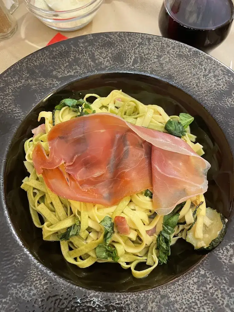 Manon_Casa Bianca_Lesquin_review