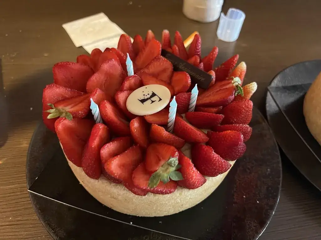 Casa Bianca_Lesquin_slider_image_2