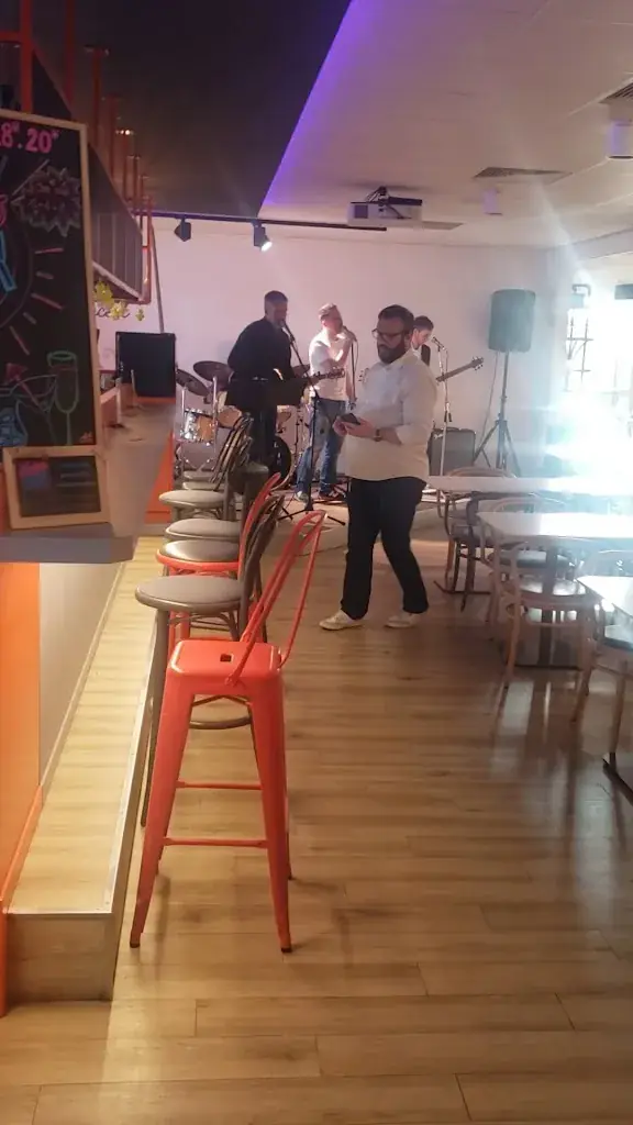 La Flamme - Brasserie Maison_Lesquin_slider_image_2