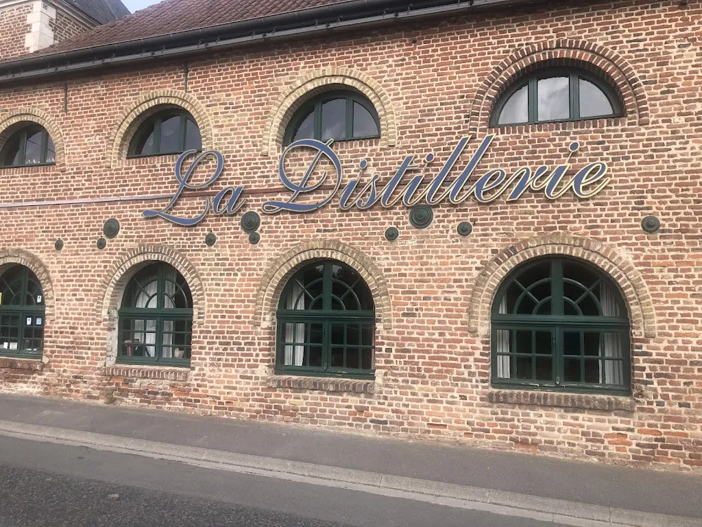 Barbara Lindner _La Distillerie | Restaurant Brasserie_Gosnay_review