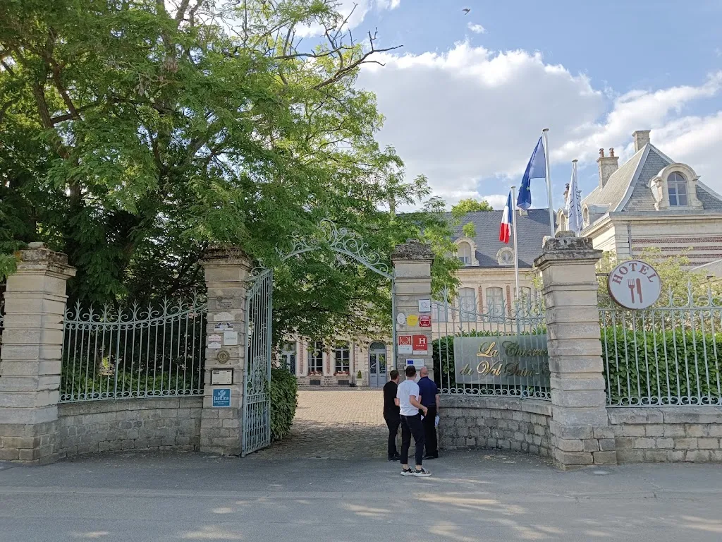 Pierrick Prost_Les Salons de La Chartreuse - Centre de conférences - Salles de réceptions et de séminaires_Gosnay_review