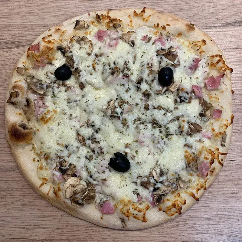 La Mezz'Ora' restaurant in Groffliers