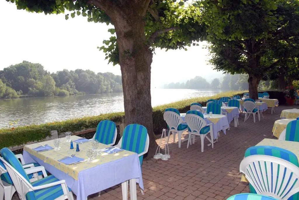 Le Pavillon St Hubert restaurant in Gouvieux