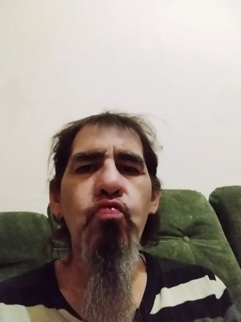 Pascal Delzongle_Le Campagnard_Guarbecque_review