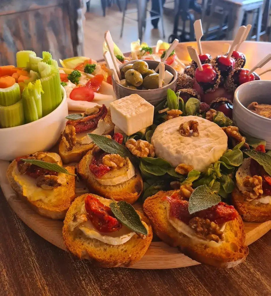 L'Édison Café & Le Square_Fruges_slider_image_2