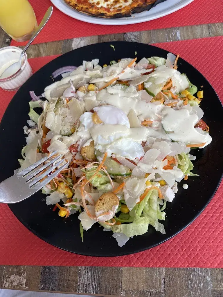 Zoe Ann_La Soustraction / Four à Pizza_Fruges_review