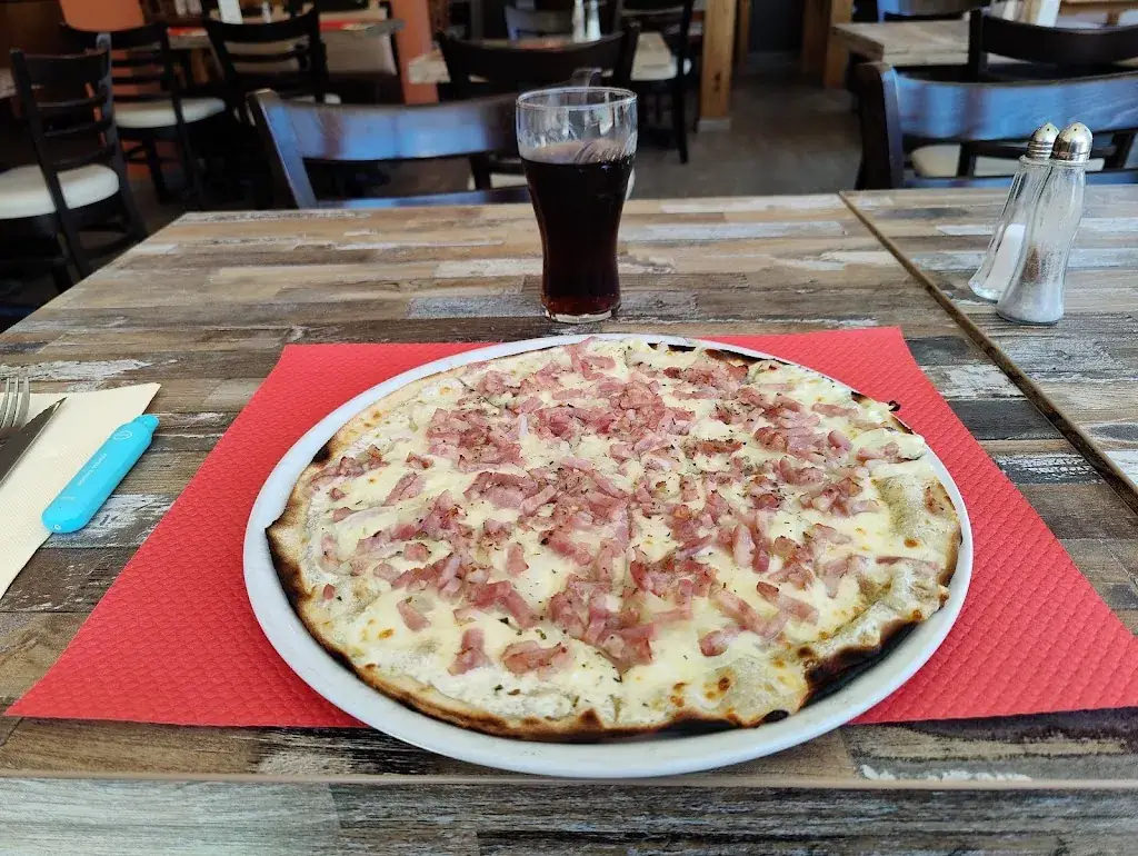 La Soustraction / Four à Pizza_Fruges_slider_image_3