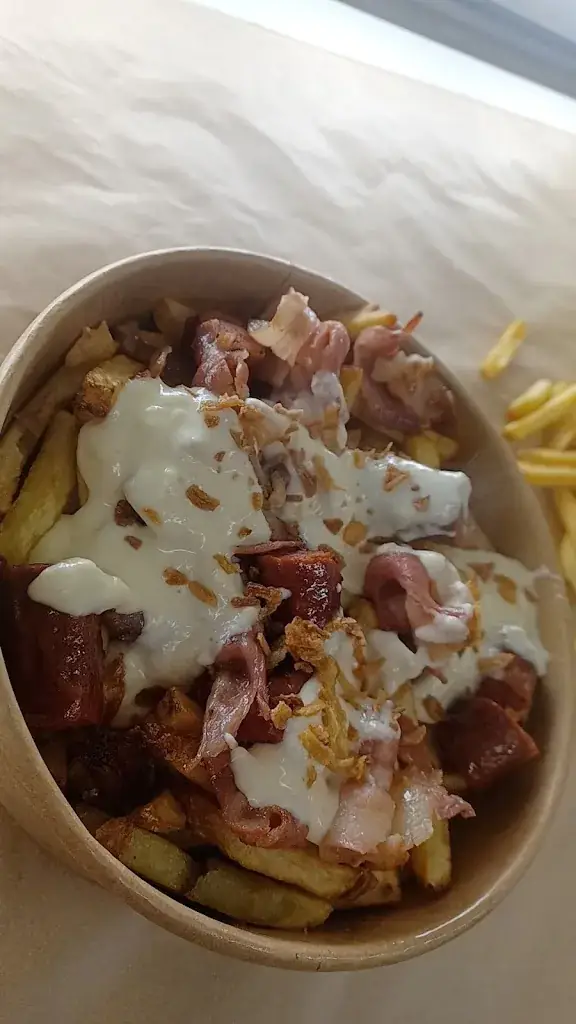 Valmori's friterie_Fruges_slider_image_1